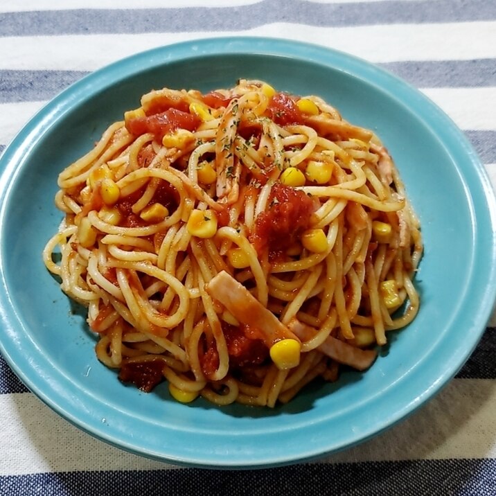 トマトとハムコーンのスパゲッティー